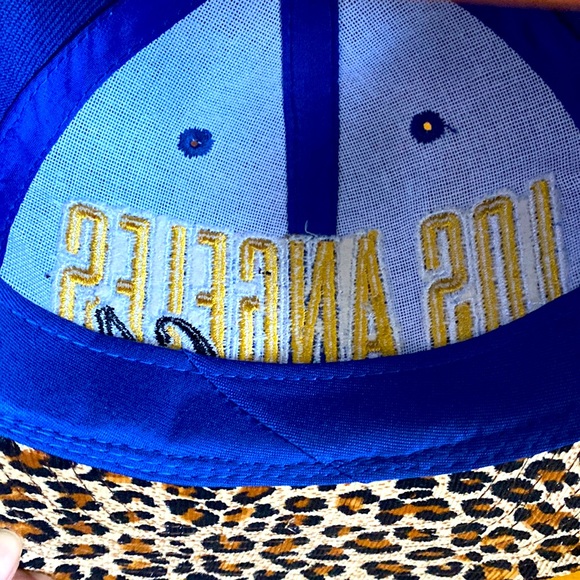 Unisex Embroidered Animal Print Los Angeles CA Adjustable Trucker Style Hat OSFM - Picture 10 of 10